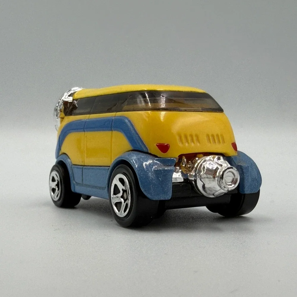 Hot Wheels Character Cars Minions 4 Different 1:64 Loose Lot